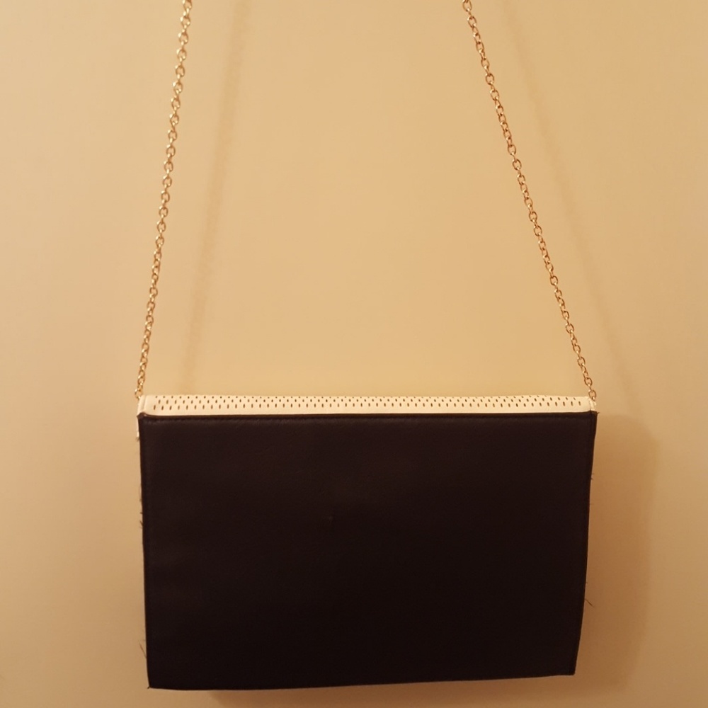 Handbag. - Picture 2 of 6